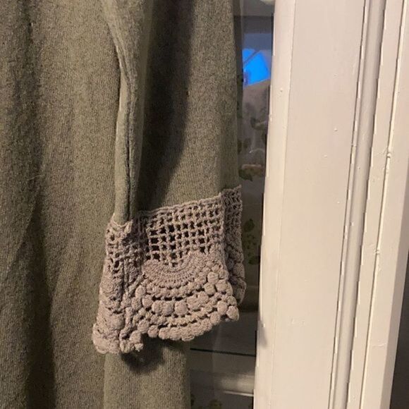 Tickled Teal medium cardigan D - Picture 7 of 10